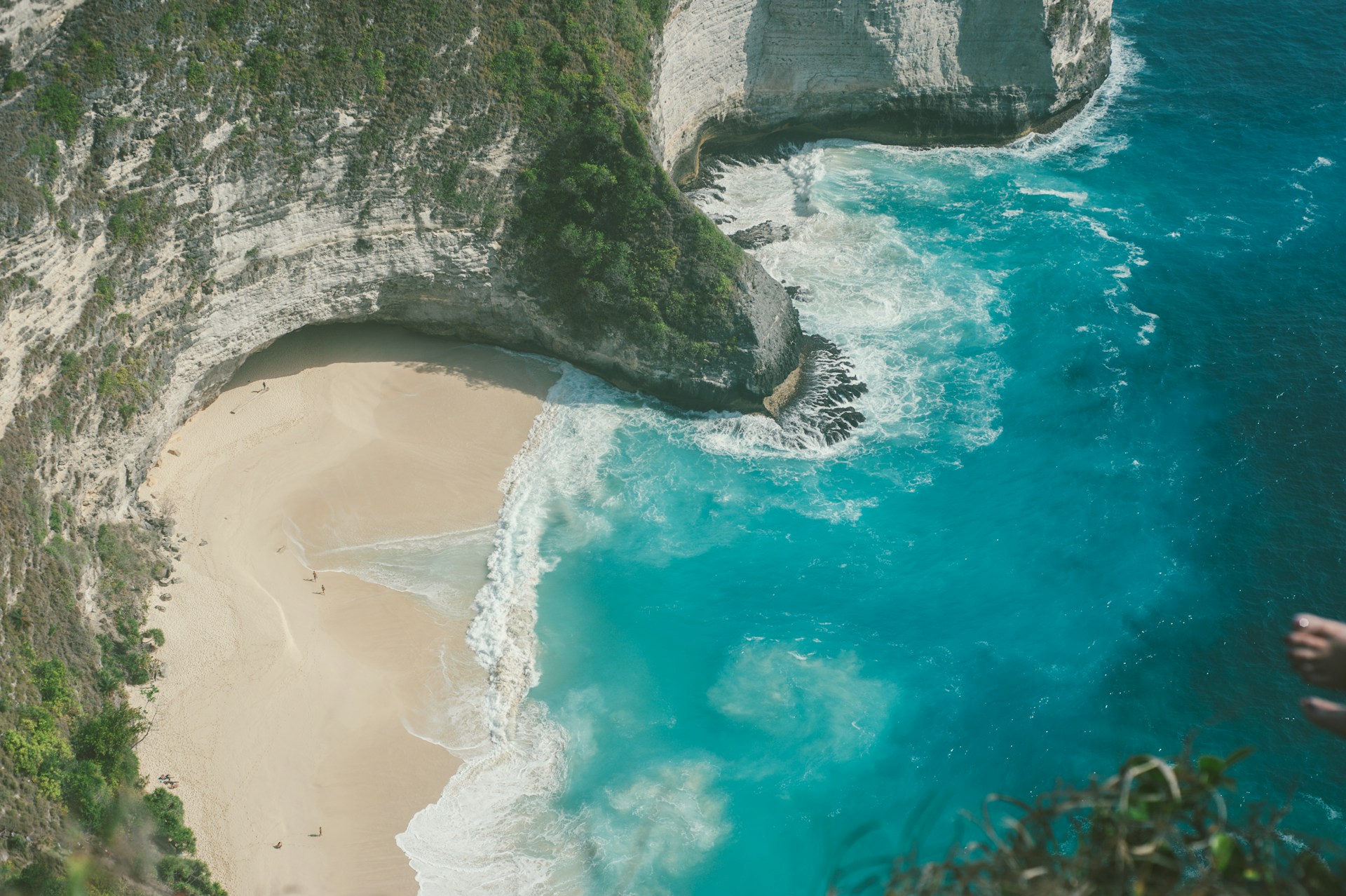 Kelingking Beach, the iconic cliff of Nusa Penida