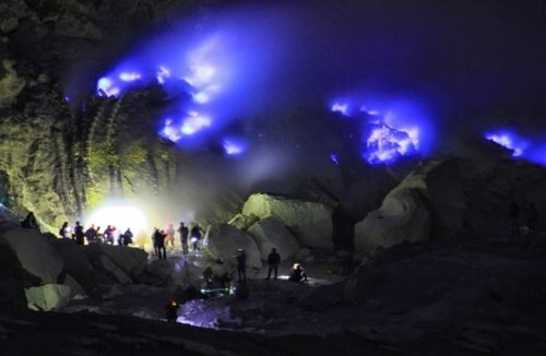 BLUE FIRE OF IJEN CRATER6